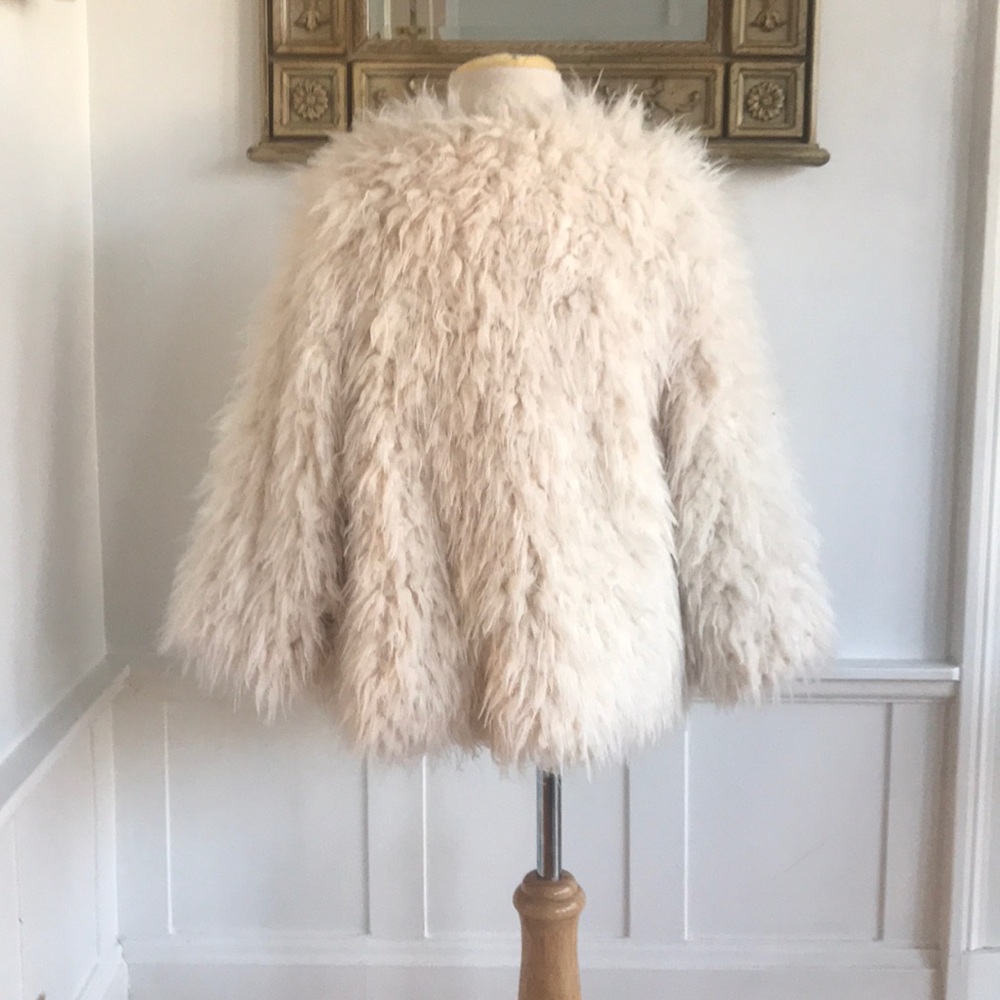 Girls furry coat - Picture 3 of 4